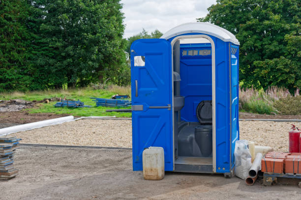 Portable Restroom Setup and Delivery in Springville, IA